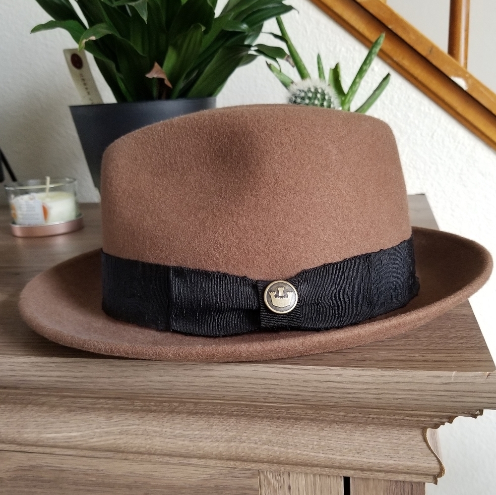 Goorin Fedora (Medium)